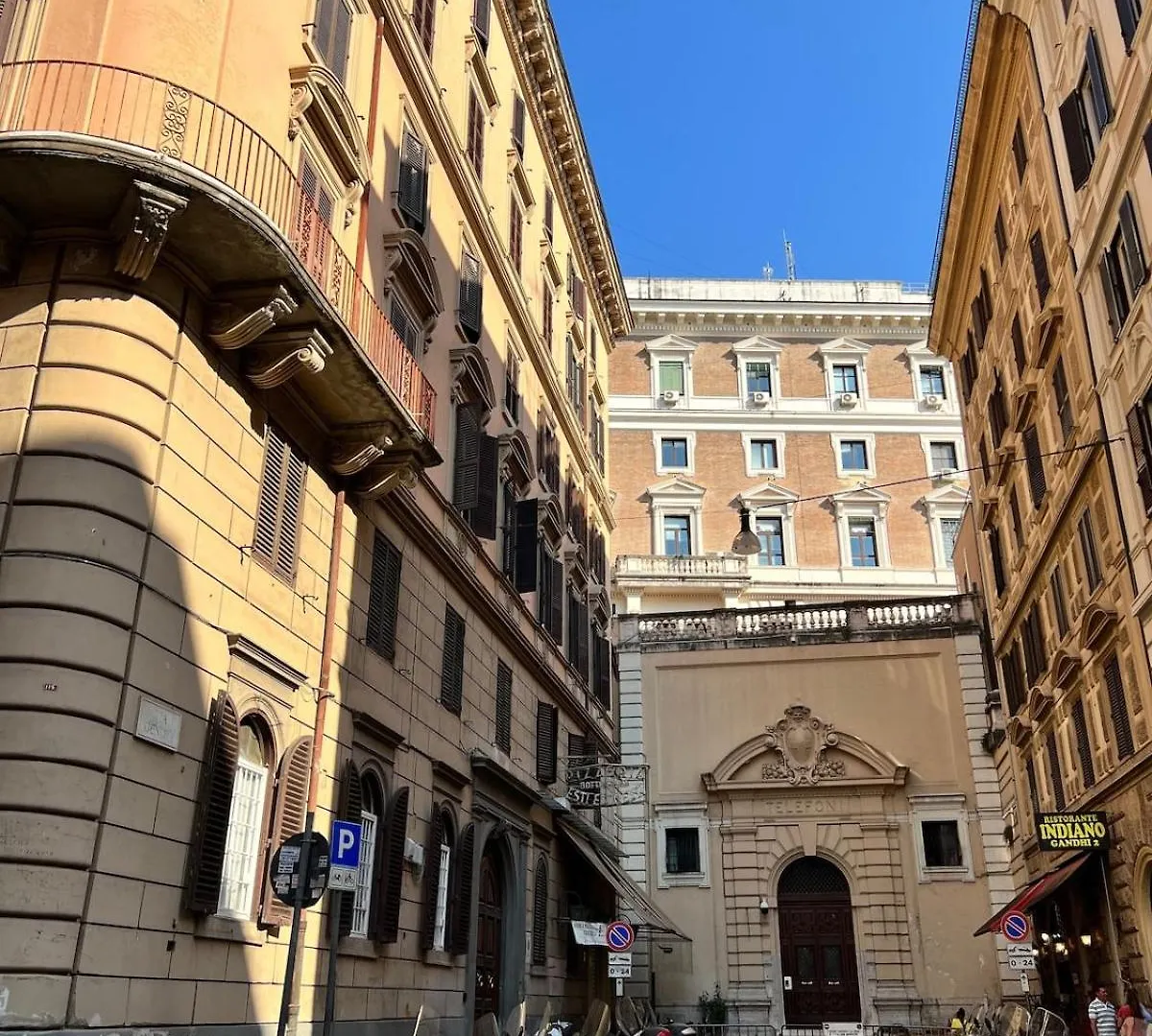 Monti Cozy Apartment Rome Italy