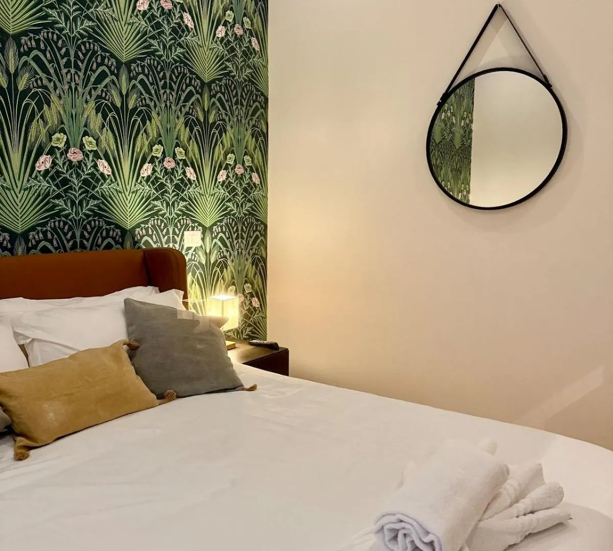 Monti Cozy Apartment Rome Italy